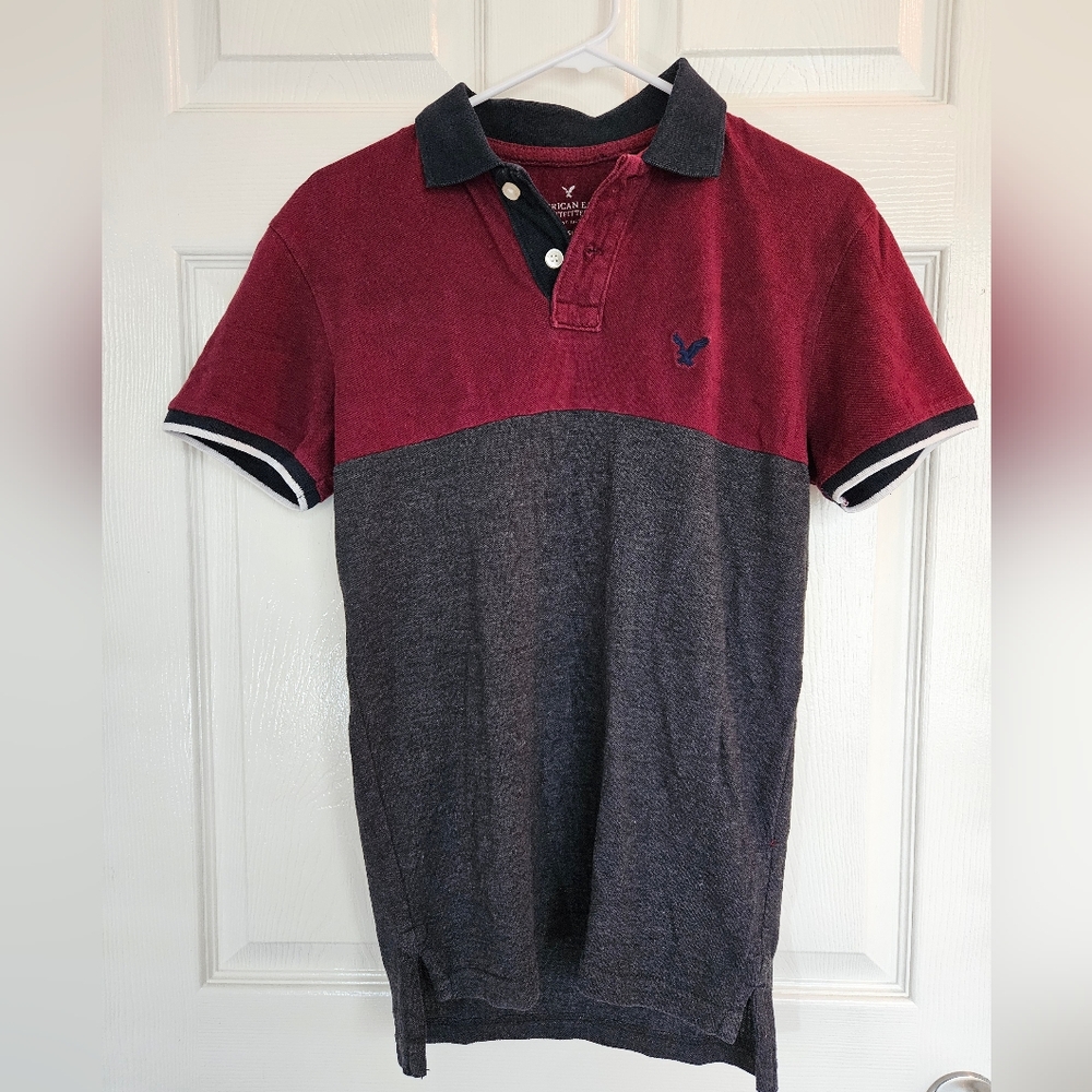 American Eagle Outfitters Red and Gray Polo Mens XS Shirt